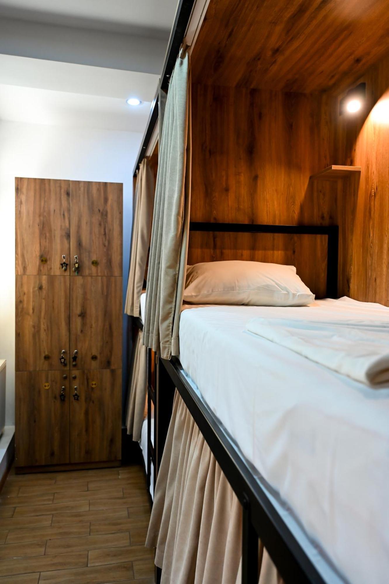 Starhostel Kutaisi Bagian luar foto