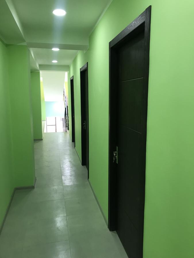 Starhostel Kutaisi Bagian luar foto